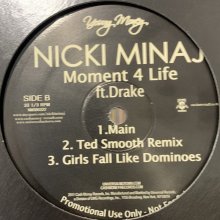 他の写真2: Nicki Minaj feat. Will.I.Am - Super Bass (b/w Moment 4 Life feat. Drake) (12'')