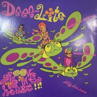 Deee-Lite - Groove Is In The Heart (12'')