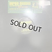 Sergio Mendes feat. The Black Eyed Peas - Mas Que Nada (Full Phat Remix) (12'')