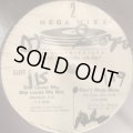 Various - Mega-Mixx Issue 2 (Side C & D) (inc. The Bee Gees - Stayin' Alive (The 1991 Breakdown)) (12'') (コンディションの為特価！！)