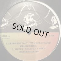 Ashanti - Rock Wit U (Buy Out Riddim Mash Up and more) (12'') (キレイ!!)